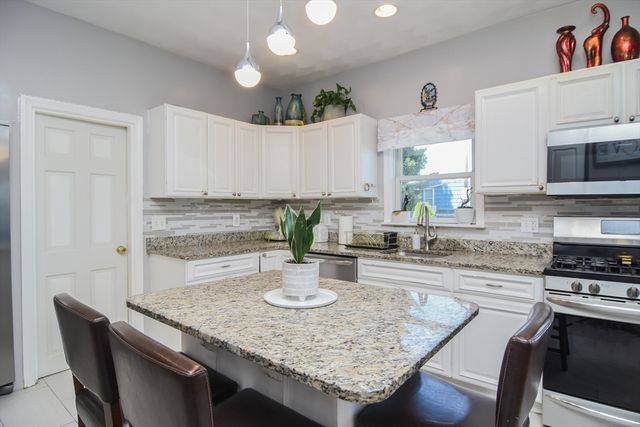 43 Warren St, Revere, MA 02151
