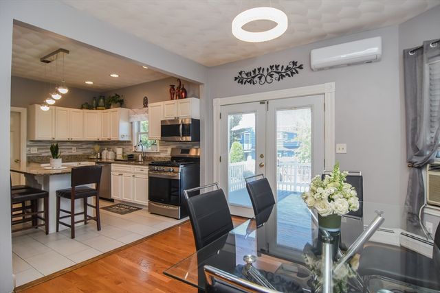 43 Warren St, Revere, MA 02151