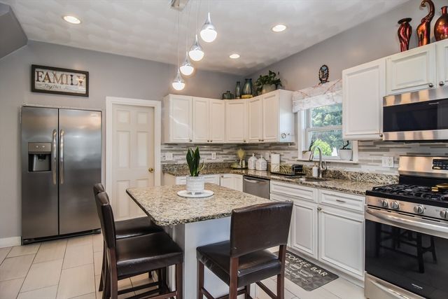 43 Warren St, Revere, MA 02151