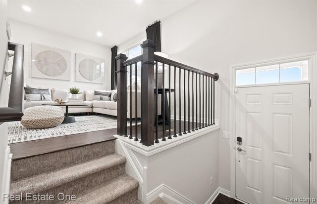 321 N Sydney Court, Plymouth, MI 48170