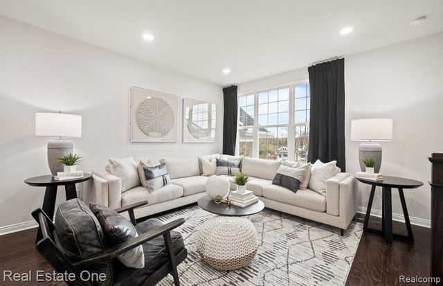 321 N Sydney Court, Plymouth, MI 48170
