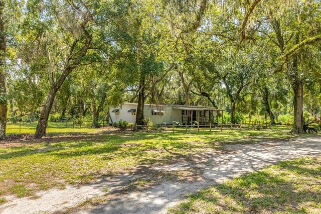 130 YOUTH CAMP ROAD, Groveland, FL 34736