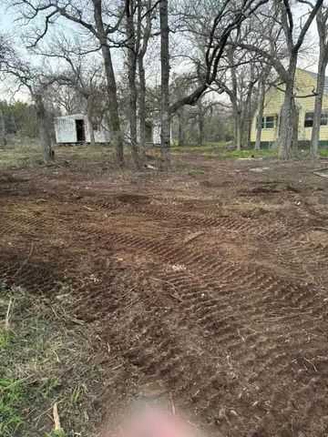 201 Deer Springs LOOP, Burnet, TX 78611