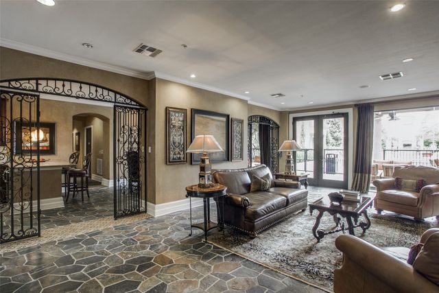 8616 Turtle Creek Boulevard 421, Dallas, TX 75225
