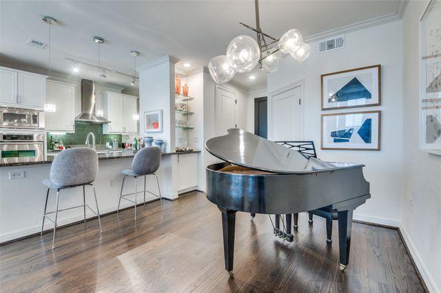 8616 Turtle Creek Boulevard 421, Dallas, TX 75225