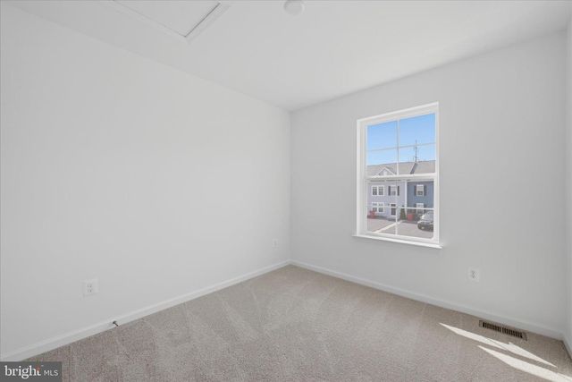 32 PITCH PINE CT, Bunker Hill, WV 25413