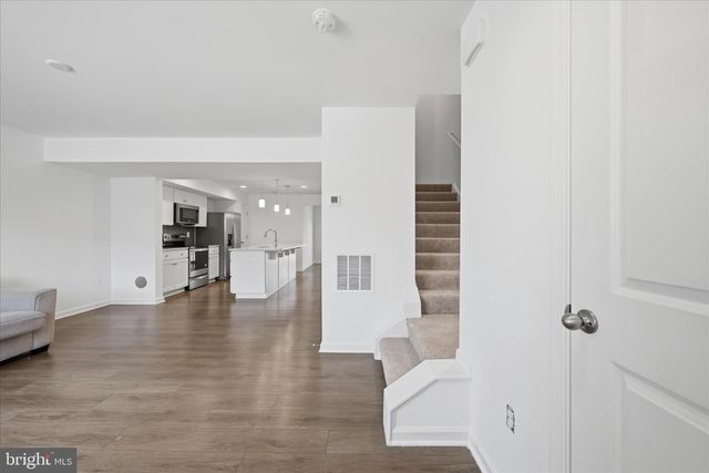 32 PITCH PINE CT, Bunker Hill, WV 25413