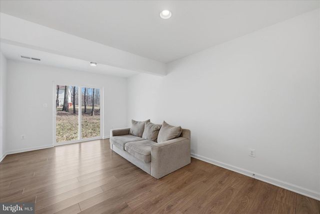 32 PITCH PINE CT, Bunker Hill, WV 25413