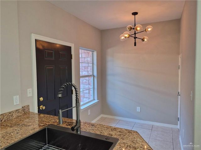 607 Jade 3, Edinburg, TX 78541