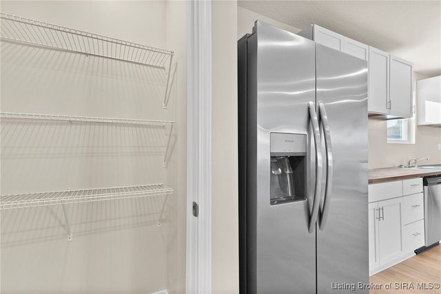 982 N Third Street, Austin, IN 47102