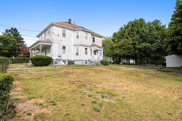 50 Pratt Ave, Somerset, MA 02726