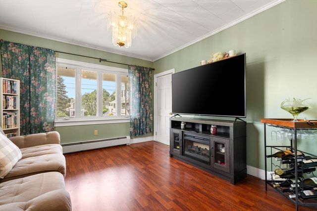 50 Pratt Ave, Somerset, MA 02726