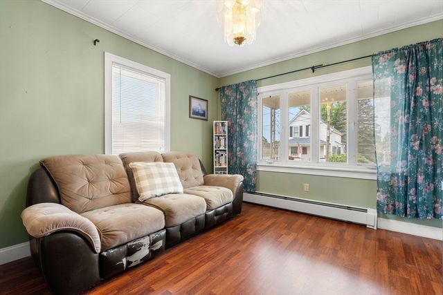 50 Pratt Ave, Somerset, MA 02726