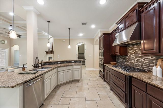 9915 Rochs Hill Court, Katy, TX 77494