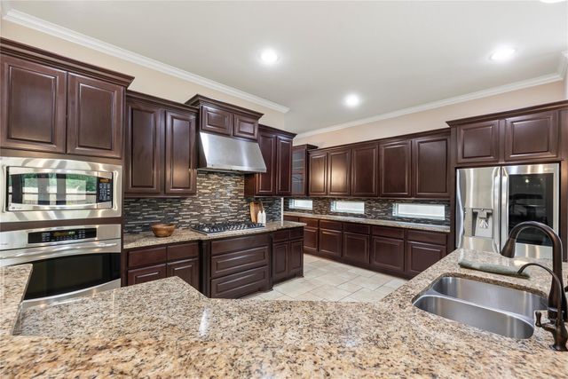 9915 Rochs Hill Court, Katy, TX 77494