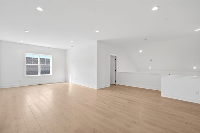 18 Loons Call 107, Plymouth, MA 02360