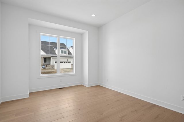 18 Loons Call 107, Plymouth, MA 02360