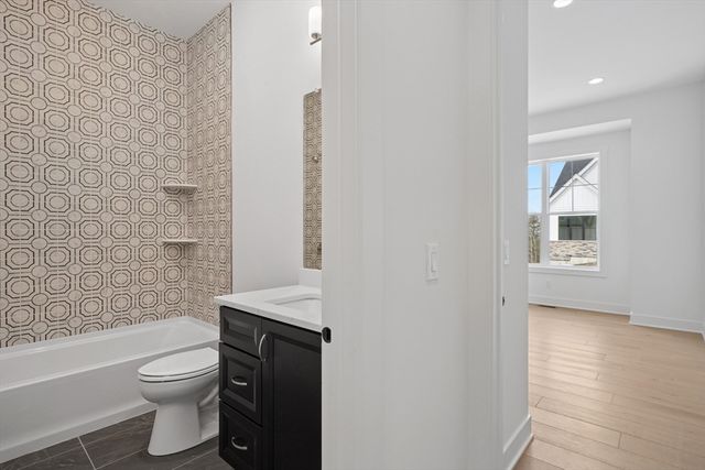 18 Loons Call 107, Plymouth, MA 02360