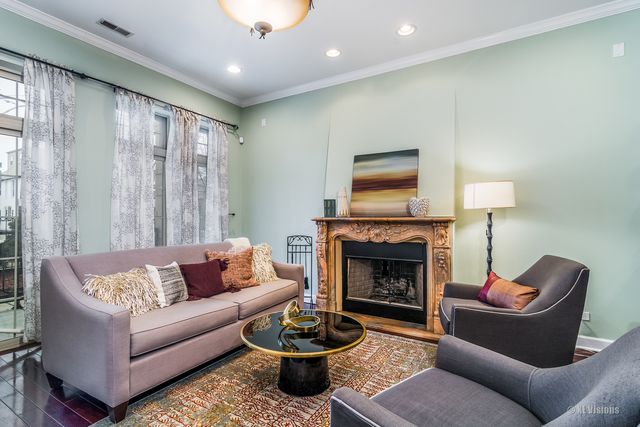 4932 N Harding Avenue 1S, Chicago, IL 60625