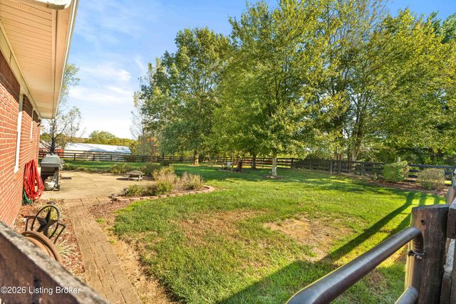 124 Whitetail Dr, Taylorsville, KY 40071