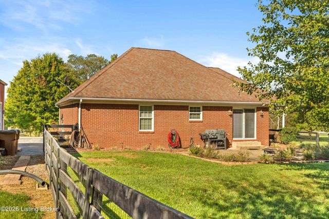 124 Whitetail Dr, Taylorsville, KY 40071