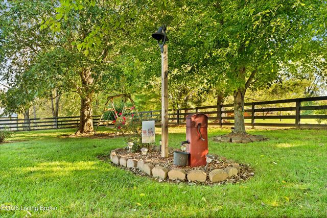 124 Whitetail Dr, Taylorsville, KY 40071