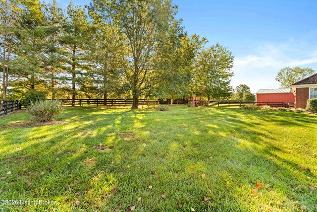 124 Whitetail Dr, Taylorsville, KY 40071