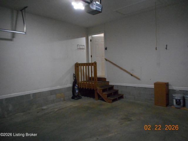 124 Whitetail Dr, Taylorsville, KY 40071