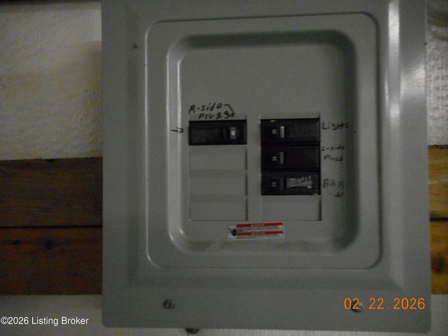 124 Whitetail Dr, Taylorsville, KY 40071