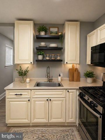 1323 N WANAMAKER ST, Philadelphia, PA 19131