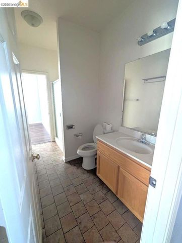 4958 4958 Bay View CIR, Stockton, CA 95219