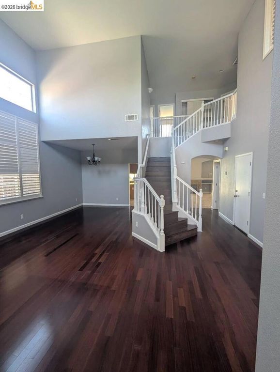 Image 4 of property listing at 4958 4958 Bay View CIR, Stockton, CA 95219