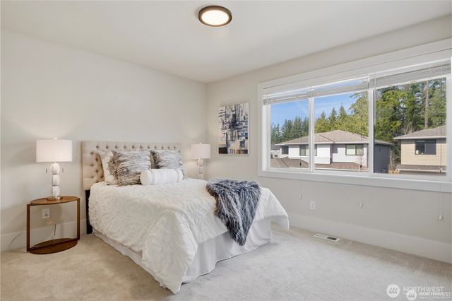 23623 SE 35th Court, Sammamish, WA 98029