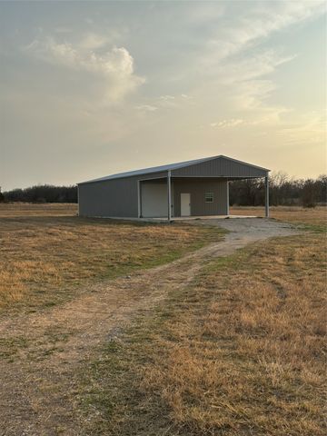 1551 County Road 1480, Chico, TX 76431