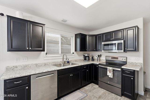630 E JENSEN Street 104, Mesa, AZ 85203