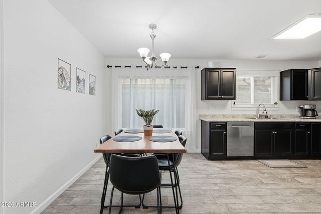 630 E JENSEN Street 104, Mesa, AZ 85203