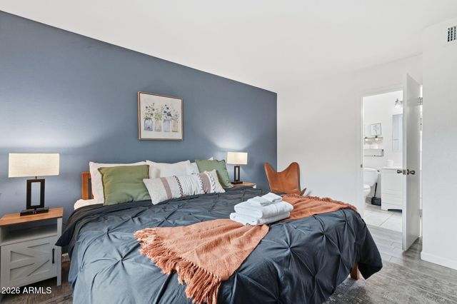 630 E JENSEN Street 104, Mesa, AZ 85203