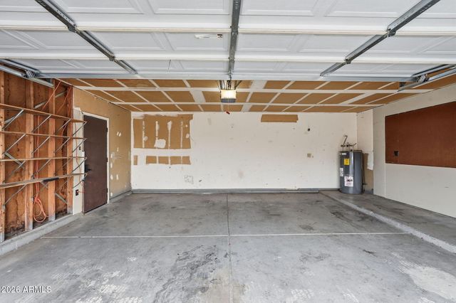 630 E JENSEN Street 104, Mesa, AZ 85203