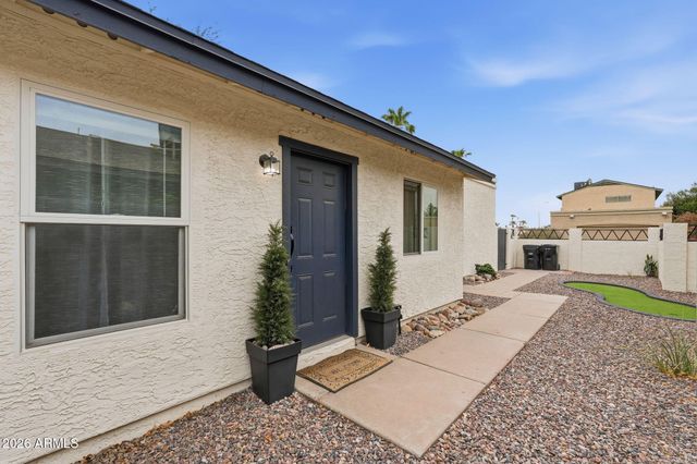 630 E JENSEN Street 104, Mesa, AZ 85203