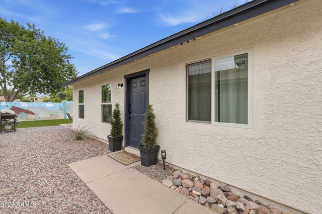 630 E JENSEN Street 104, Mesa, AZ 85203
