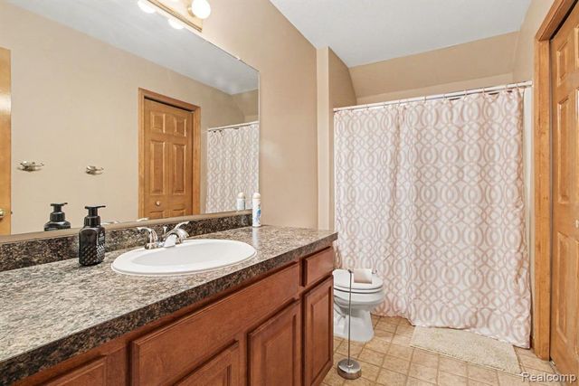 4322 Quail Ridge Lane, Newport, MI 48166