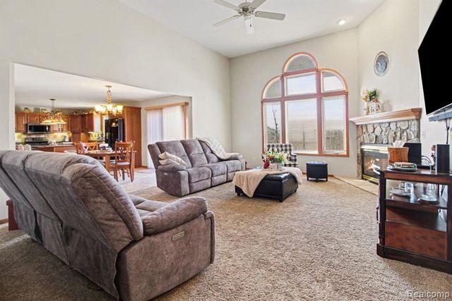 4322 Quail Ridge Lane, Newport, MI 48166