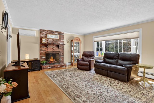 4 Tully Street, Windham, NH 03087