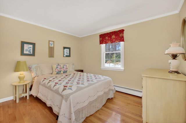 4 Tully Street, Windham, NH 03087