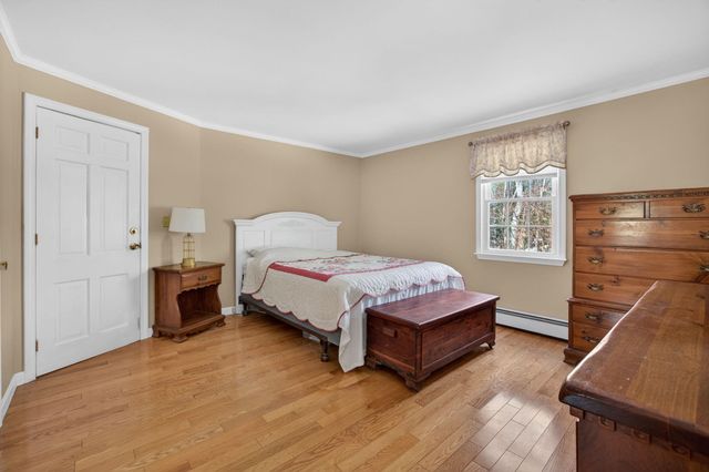 4 Tully Street, Windham, NH 03087