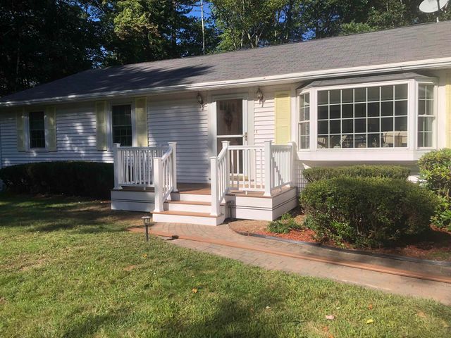 4 Tully Street, Windham, NH 03087