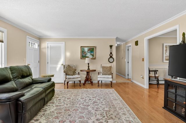 4 Tully Street, Windham, NH 03087