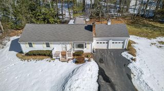 4 Tully Street, Windham, NH 03087