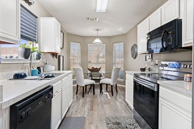 6985 Avington Way, Fort Worth, TX 76133