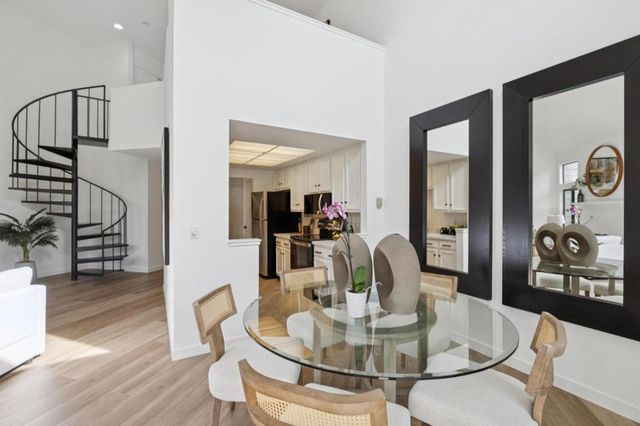 20 Cove Lane, Redwood City, CA 94065
